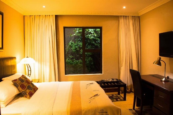 Zawadi House Lodge image 8